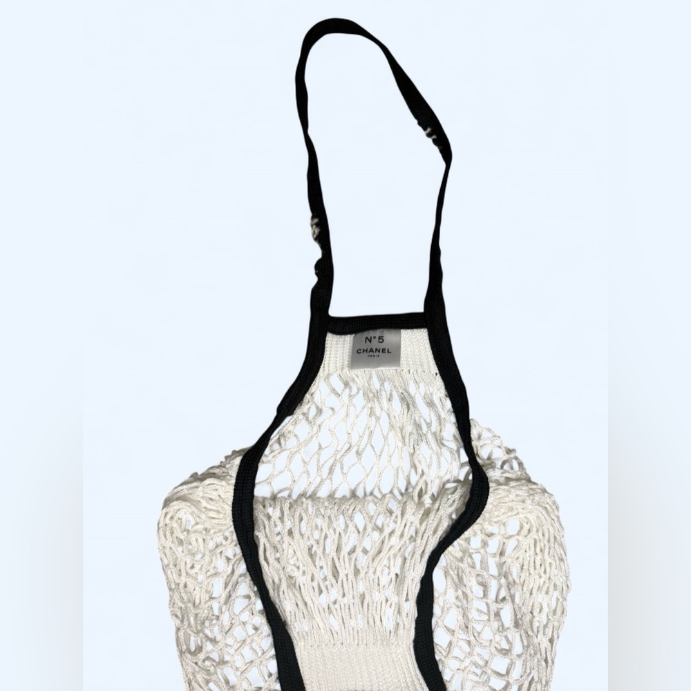 Elegant White Mesh Chanel Perfume Tote - Picture 2 of 6